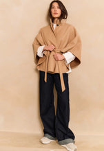 Carica l'immagine nel visualizzatore di Gallery, Blue jeans