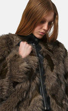 Carica l'immagine nel visualizzatore di Gallery, Bomber patchwork
