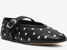 Studded ballerina