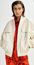 Milk jacket