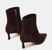 Carica l'immagine nel visualizzatore di Gallery, Choco boots
