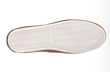 Sperry boat shoes