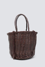 Carica l'immagine nel visualizzatore di Gallery, Bucket bag
